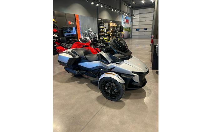 2023 Can-Am SPYDER RT