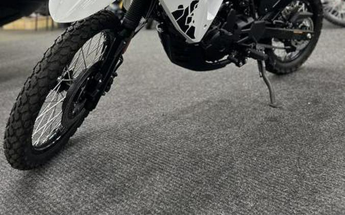 2025 Kawasaki KLR®650 S Pearl Crystal White/Metallic Carbon Gray ABS