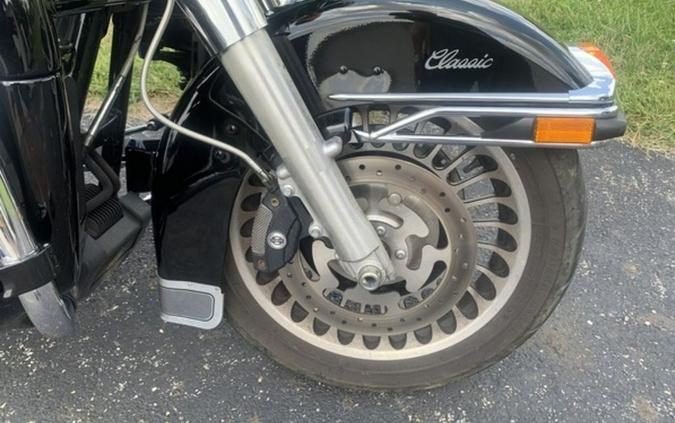 2013 Harley-Davidson® FLHTCU - Electra Glide® Ultra Classic®