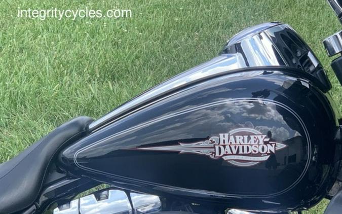 2013 Harley-Davidson® FLHTCU - Electra Glide® Ultra Classic®