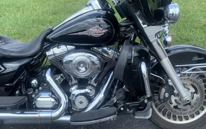 2013 Harley-Davidson® FLHTCU - Electra Glide® Ultra Classic®