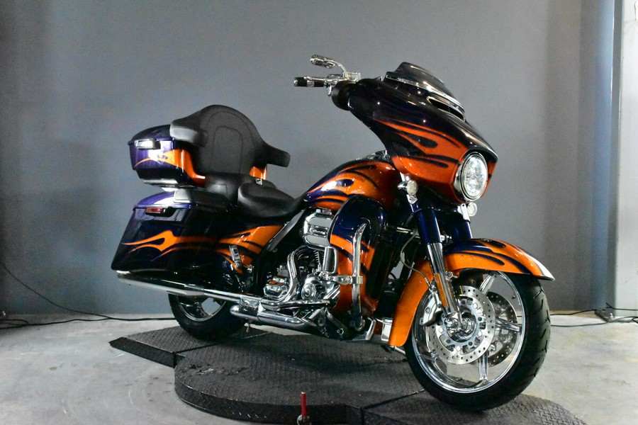2015 Harley-Davidson CVO Street Glide