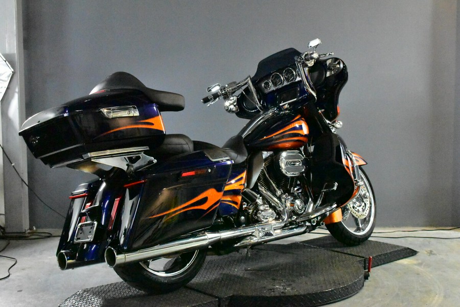 2015 Harley-Davidson CVO Street Glide
