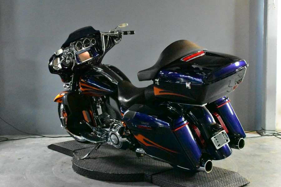 2015 Harley-Davidson CVO Street Glide
