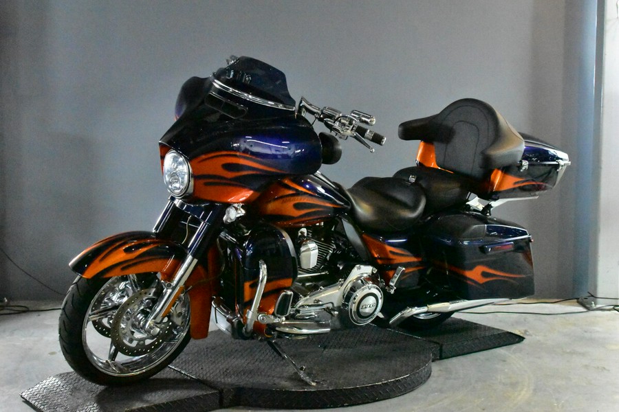 2015 Harley-Davidson CVO Street Glide