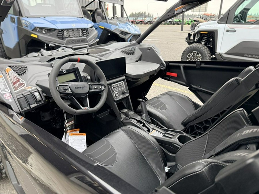 2026 Can-Am Maverick X3 MAX X Ds Turbo RR Triple Black_4.5 In