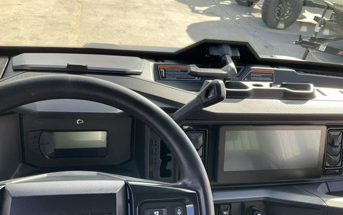 2026 Can-Am Defender Limited HD11