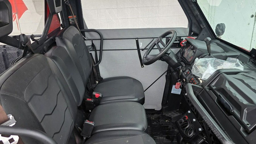 2016 Can-Am Defender XT HD8