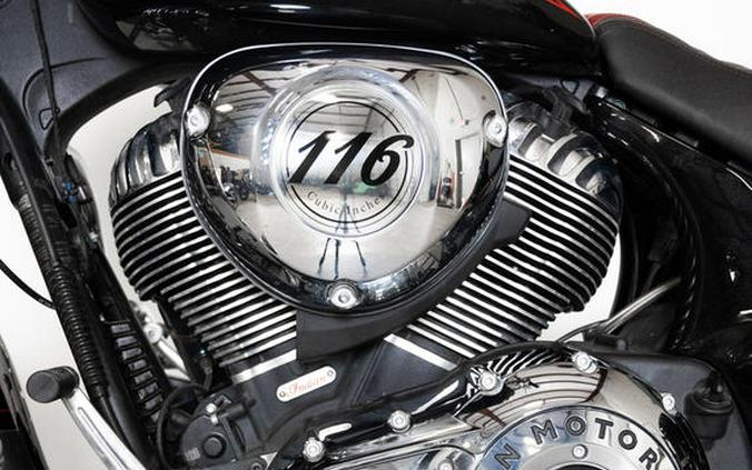 2020 Indian Motorcycle® Chieftain® Limited Thunder Black w/Graphics