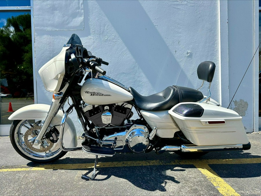 2015 Harley-Davidson Street Glide Special