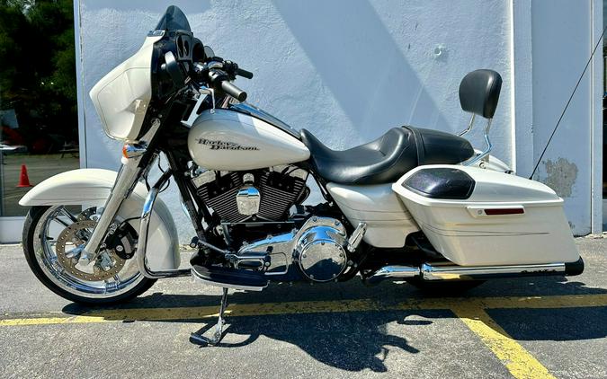 2015 Harley-Davidson Street Glide Special