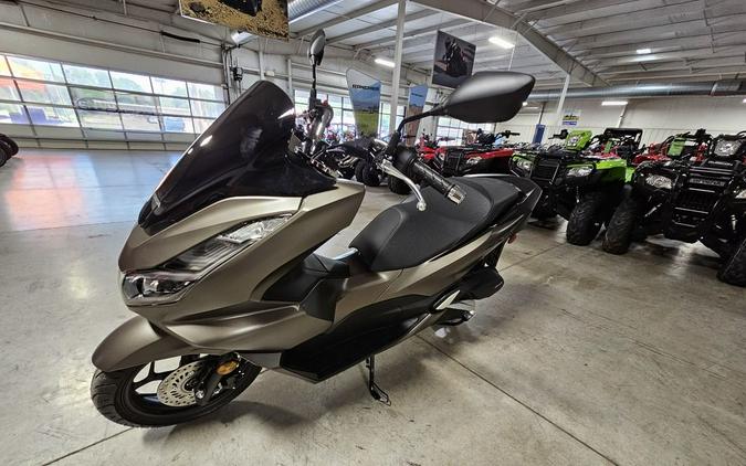 2023 Honda PCX ABS