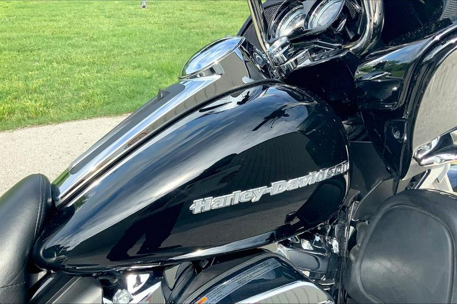 2020 Harley-Davidson® FLTRK - Road Glide® Limited