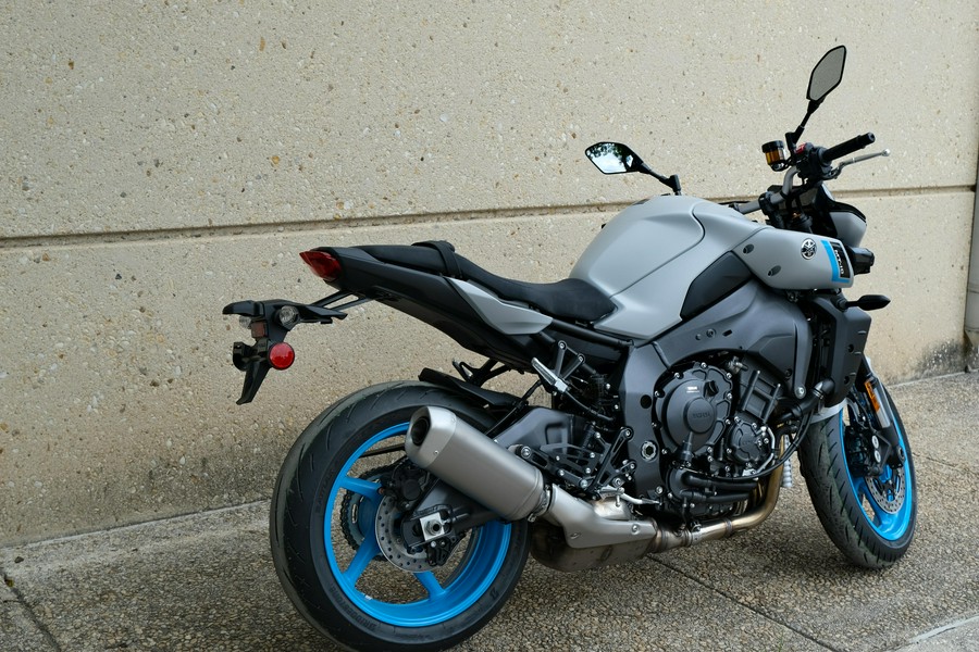 2025 YAMAHA MT10