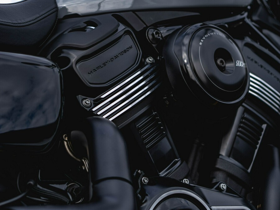 RH975 2026 Nightster®