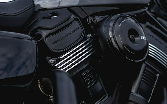 RH975 2026 Nightster®