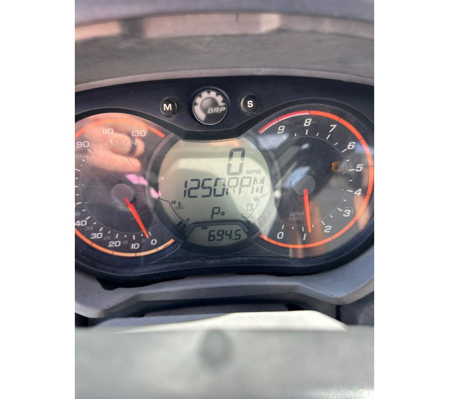 2018 Can-Am Defender MAX Lone Star