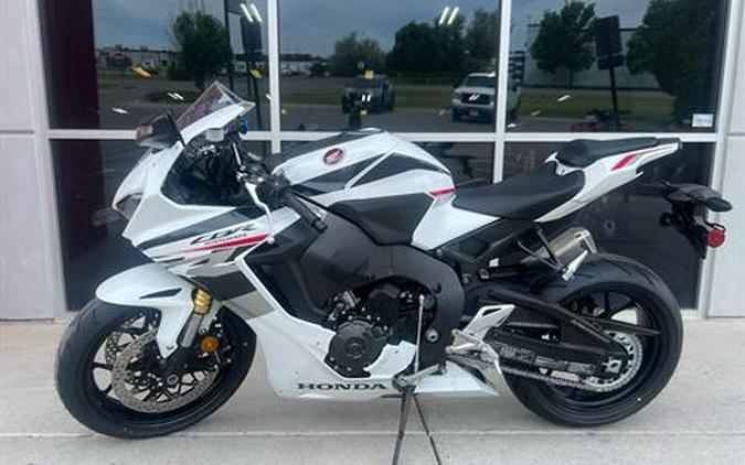 2027 Honda CBR1000RR