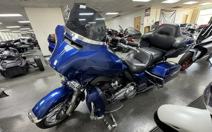 2017 Harley-Davidson FLHTCU - Electra Glide Ultra Classic FLHTCU