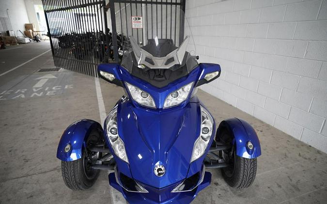 2012 Can-Am® Spyder Roadster RT