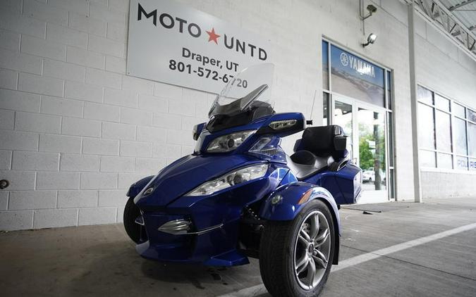 2012 Can-Am® Spyder Roadster RT