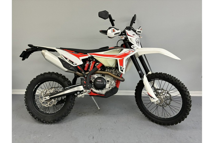 2020 Beta Motorcycles RR-S 500