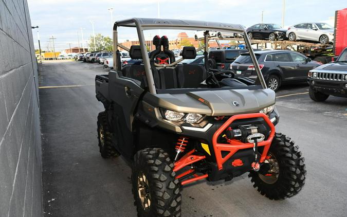 2023 Can-Am® Defender X mr with Doors HD10