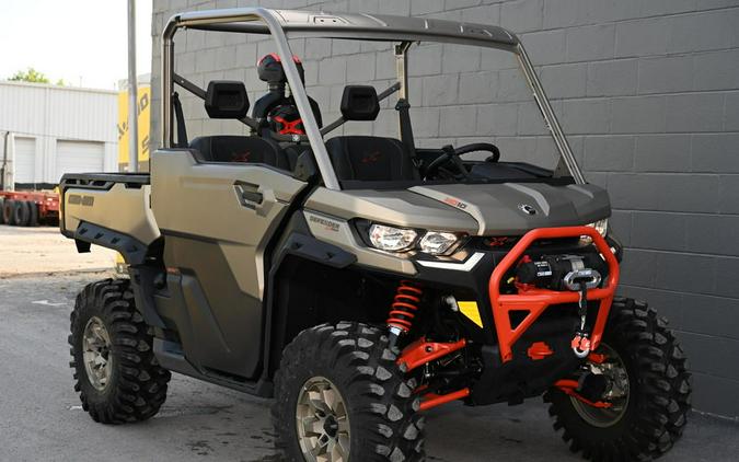 2023 Can-Am® Defender X mr with Doors HD10