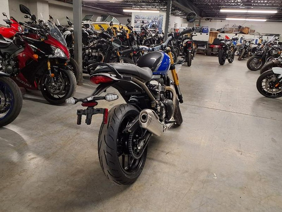 2025 Triumph Speed 400 Carnival Red / Storm Grey