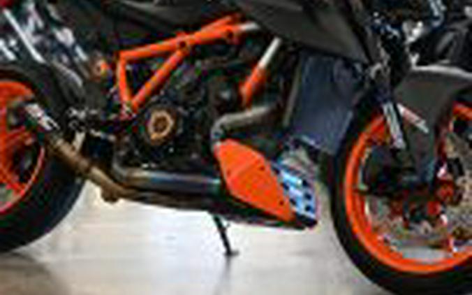 2022 KTM 1290 Superduke R Evo