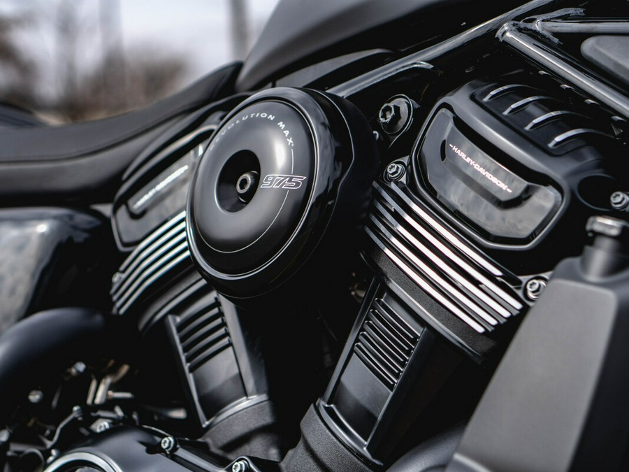 RH975S 2026 Nightster Special®