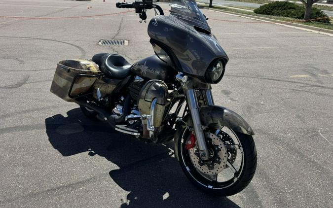 2014 Harley-Davidson® Street Glide® Special