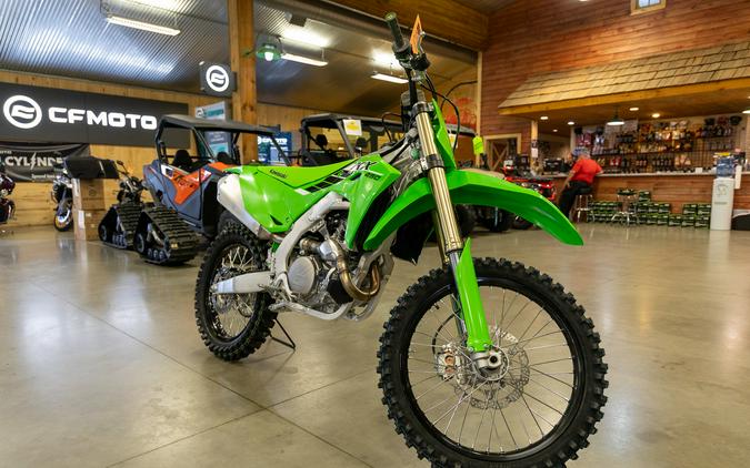 2025 Kawasaki KX™450 - LIME GREEN