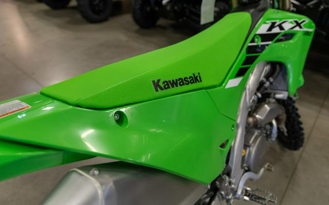 2025 Kawasaki KX™450 - LIME GREEN