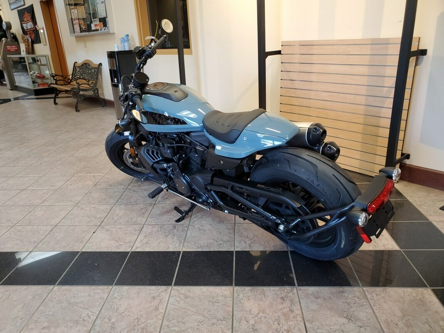 2024 Harley-Davidson Sportster S Sharkskin Blue - Black Finish