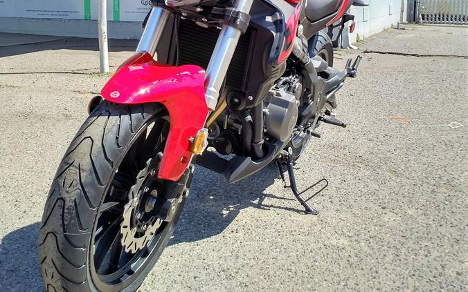 2023 Benelli 302S