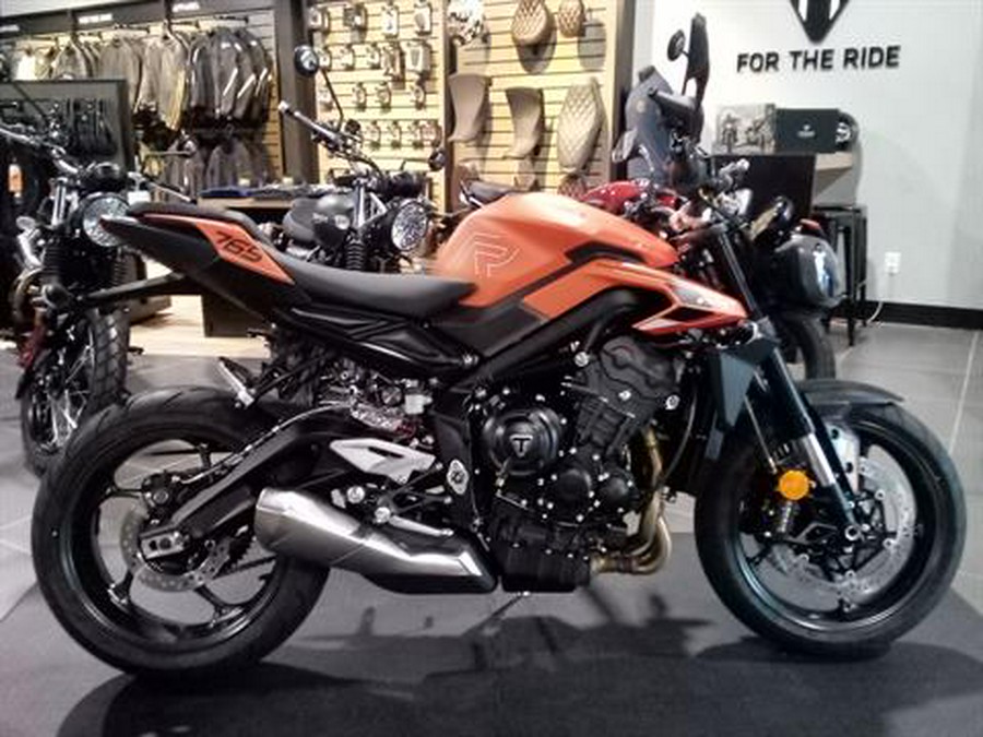 2025 Triumph Street Triple R