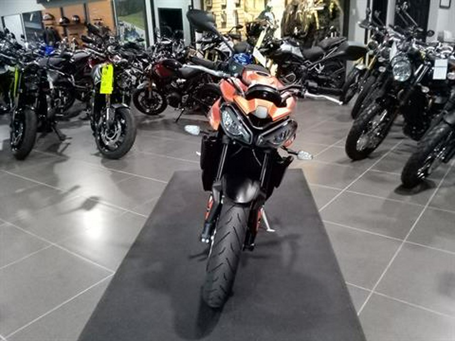 2025 Triumph Street Triple R