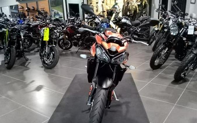 2025 Triumph Street Triple R