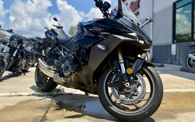 2024 Suzuki GSXS1000GT