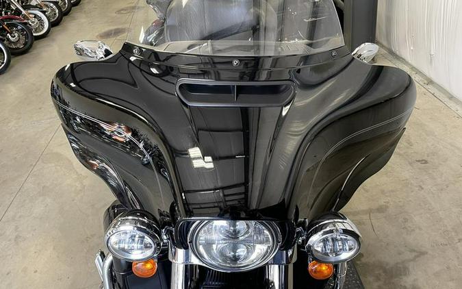 2017 Harley-Davidson® FLHTCU - Electra Glide® Ultra Classic®