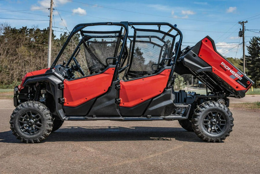 2023 Honda® Pioneer 1000-6 Deluxe Crew