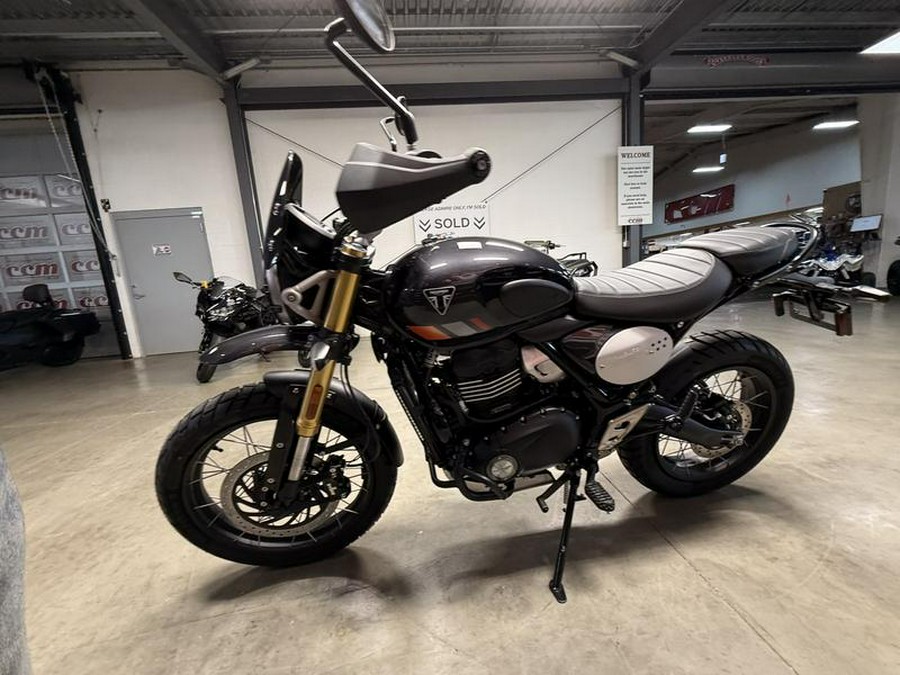 2026 Triumph Scrambler 400 XC Racing Yellow