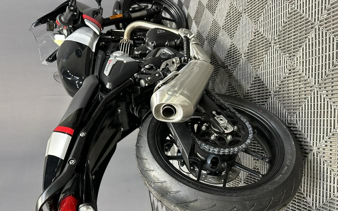 2026 TRIUMPH THRUXTON 400