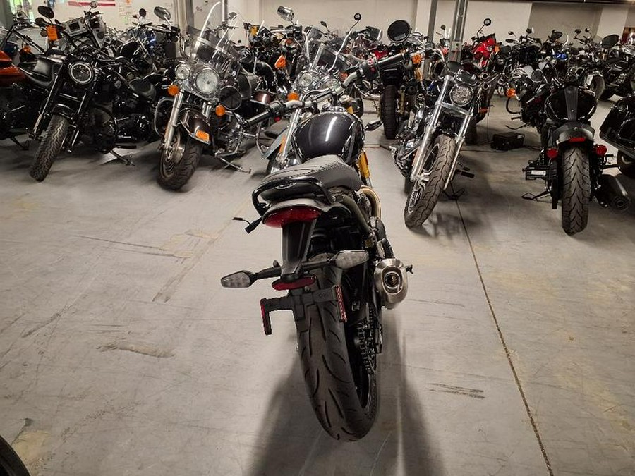 2025 Triumph Speed 400 Carnival Red / Storm Grey