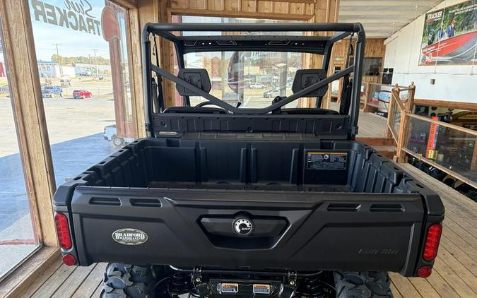 2025 Can-Am® Defender DPS HD7 Compass Green