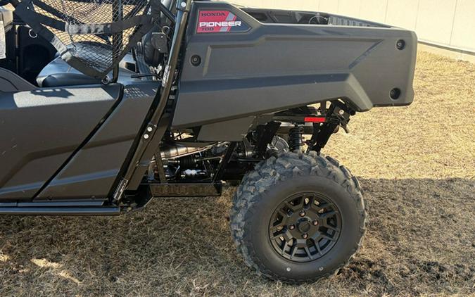 2026 Honda Pioneer 700 Deluxe