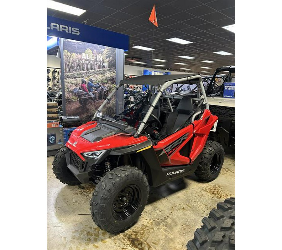 2026 Polaris RZR 200 EFI