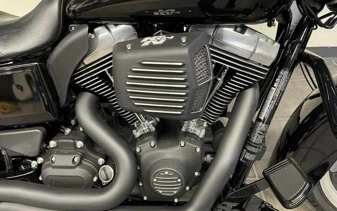 2013 Harley-Davidson® FLD - Dyna® Switchback™