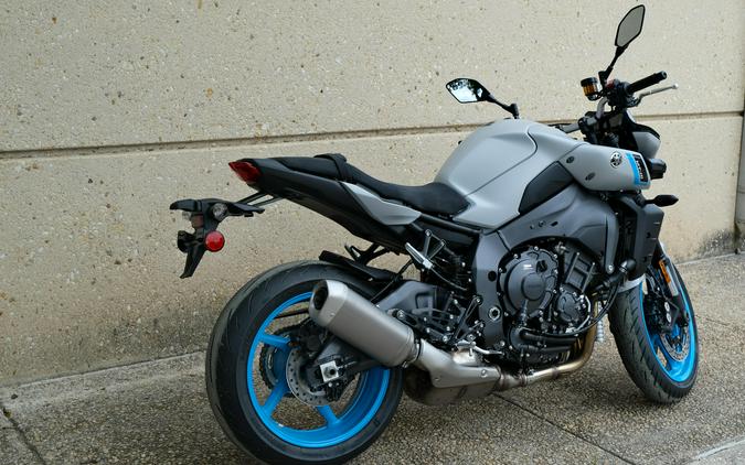 2025 YAMAHA MT10